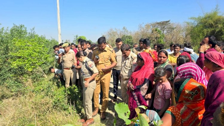नहर किनारे बोरे में मिली सफाई कर्मचारी की लाश