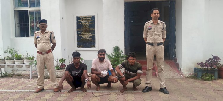 शराब के लिए पैसे ना देने पर राहगीरो पर हमला  करने वाले  तीन गिरफ्तार 