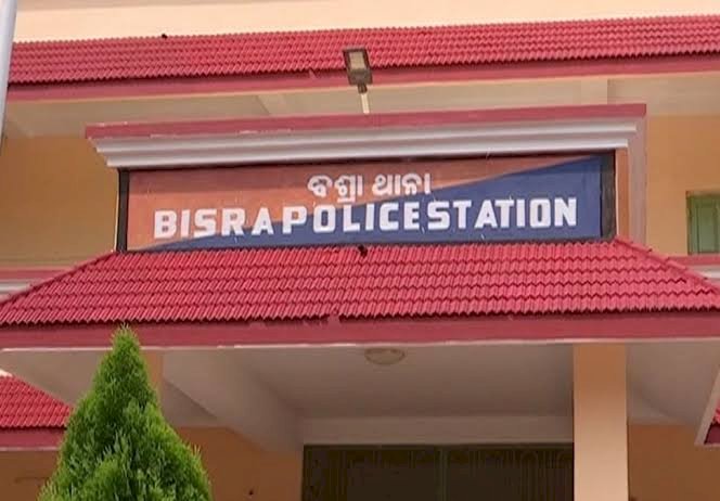 युवती की आश्चर्यजनक मौत से अंचल में सनसनी