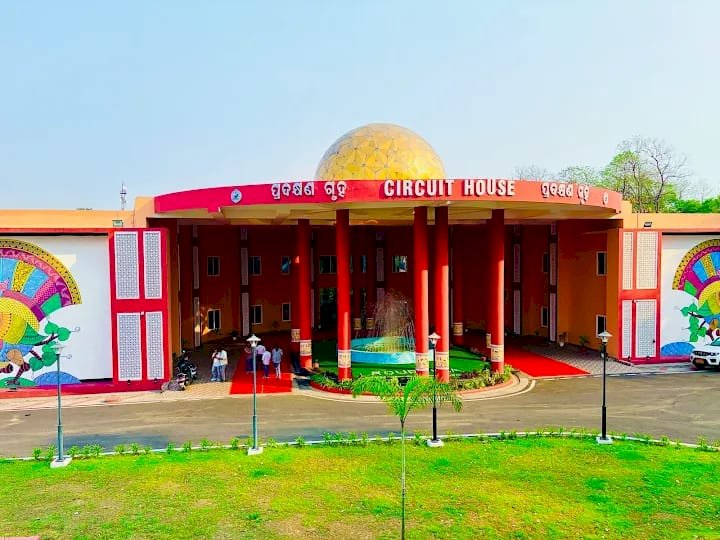 सरकारी विश्रामगृह की गरिमा और व्यवस्था पर गंभीर सवाल